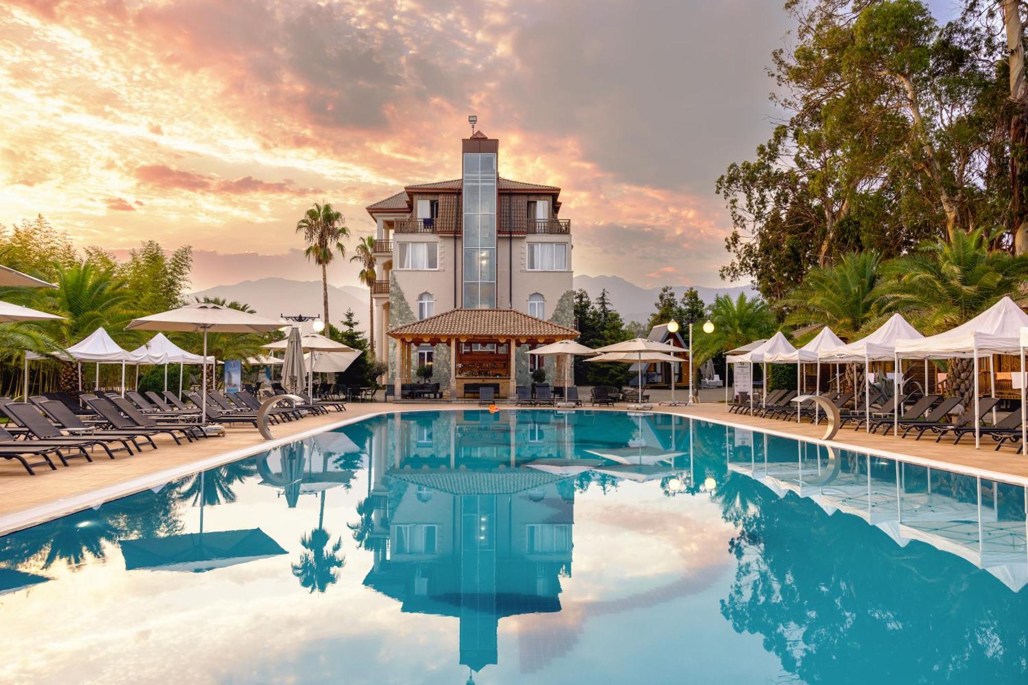 Hotel Chateau Kvirike Boboqvati Exteriér fotografie