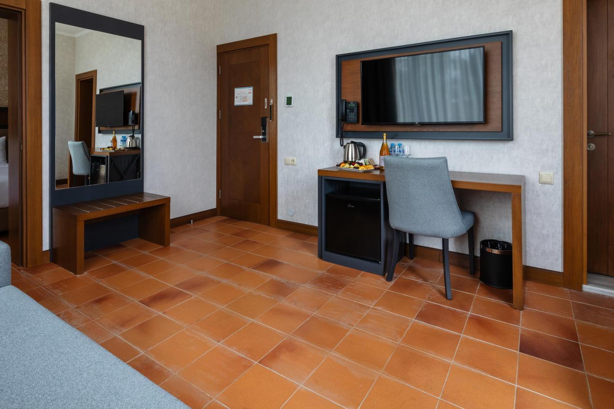 Hotel Chateau Kvirike Boboqvati Exteriér fotografie